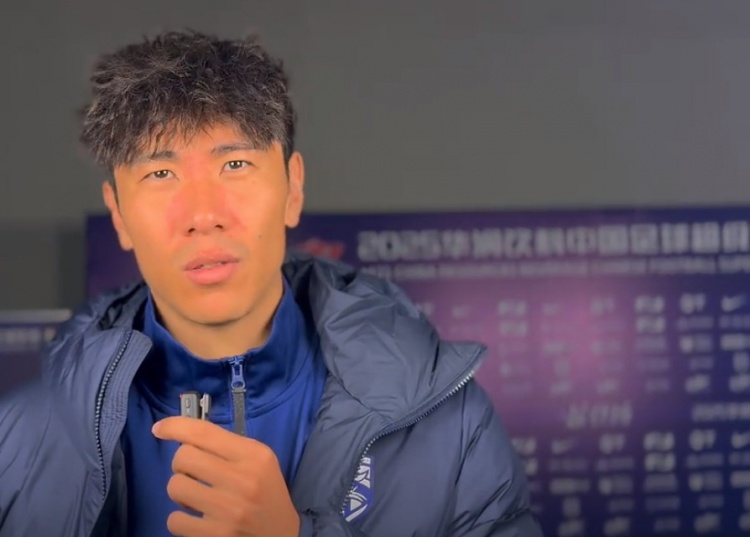 劉奕鳴：今年新援很多還需要磨合期，保持狀態(tài)相信下一場能拿下