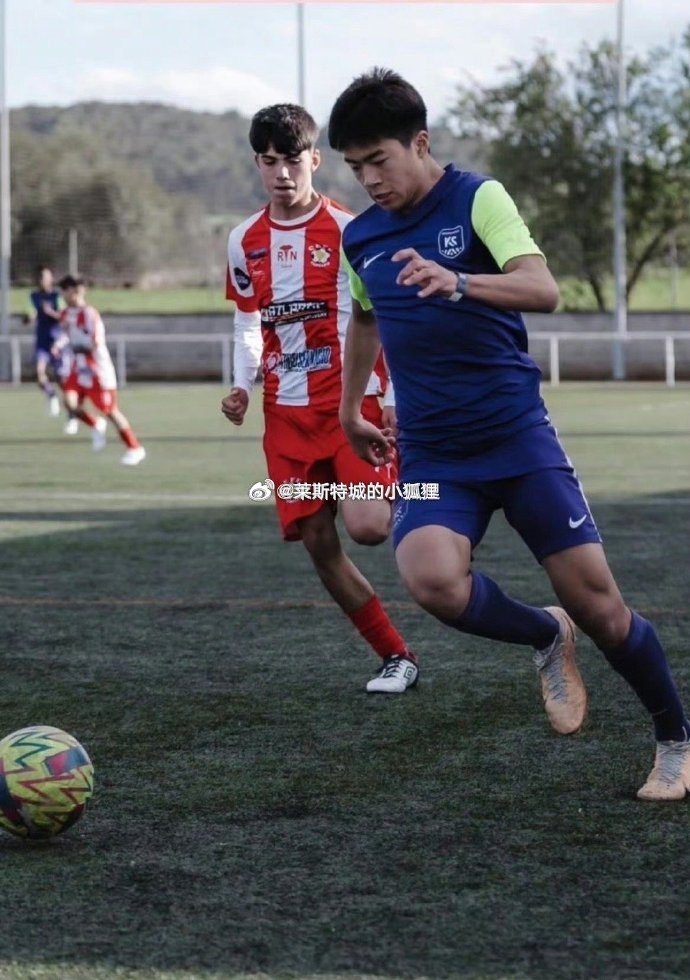 效力巴達(dá)洛納U16的中國球員汪修昊，入選西班牙加泰羅尼亞大區(qū)隊