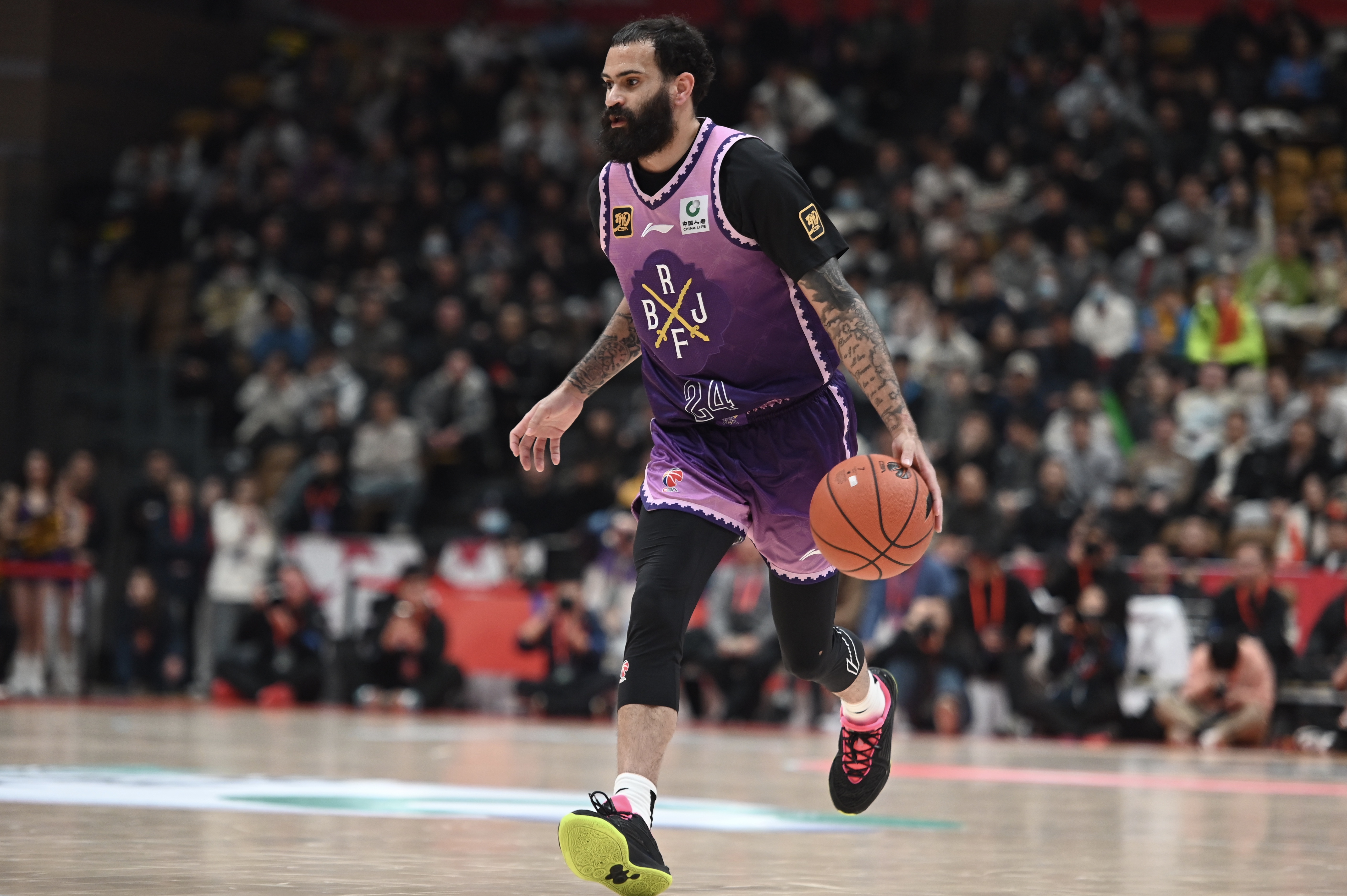 加時接連扔進三分！里勒28投17中怒轟全隊最高46分 另有8板8助