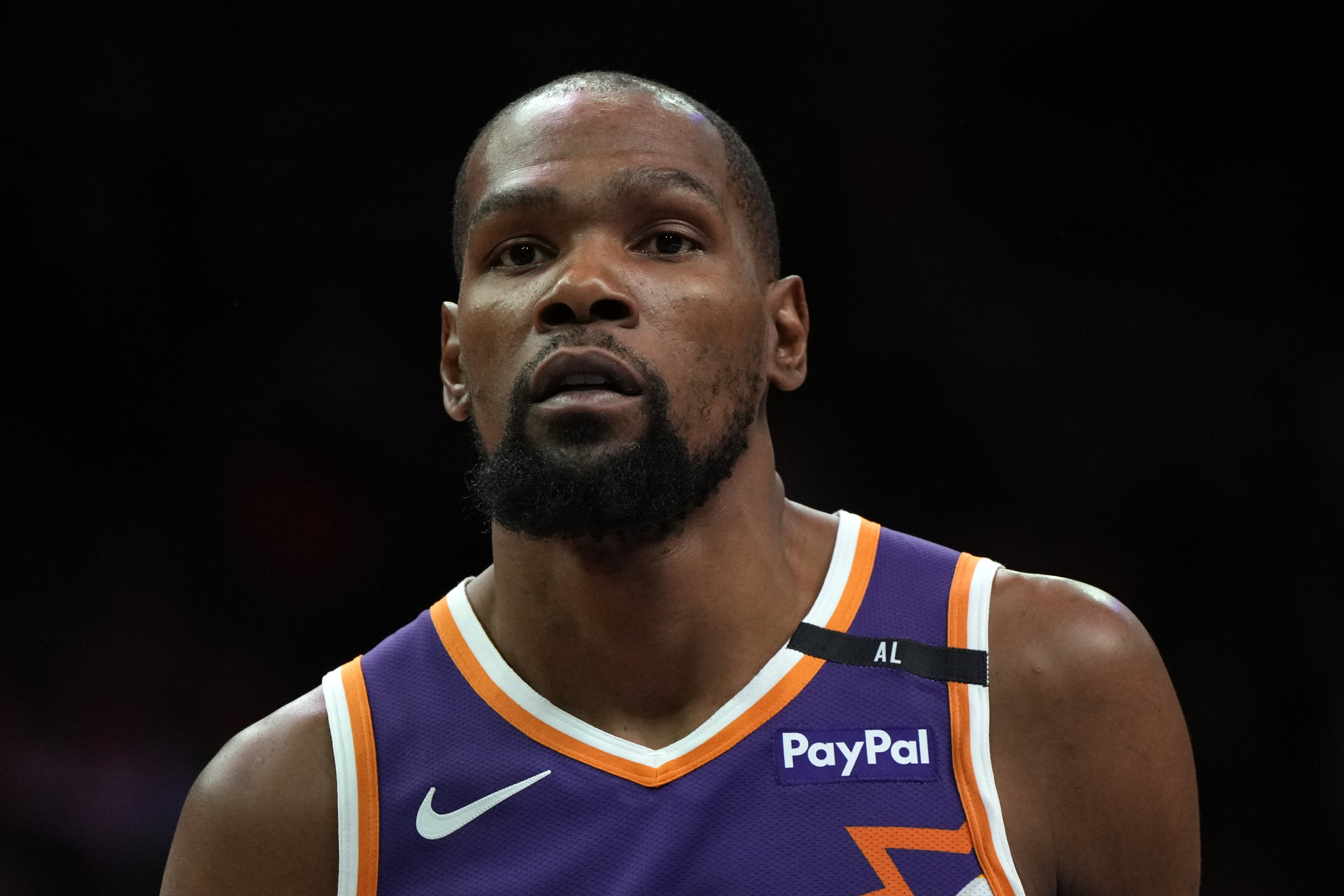 KD：每場(chǎng)都想打滿(mǎn)48分鐘但知道這不現(xiàn)實(shí) 在場(chǎng)上就感覺(jué)手感火熱